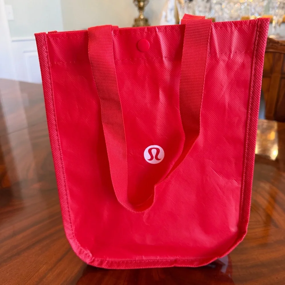NEW Lululemon Small Reusable Shopper Bag Red
